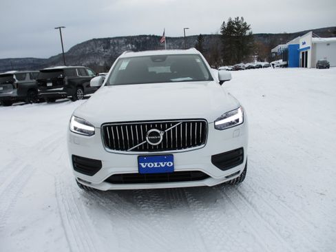 Certified 2023 Volvo XC90 B5 Core w/ Climate Package image 2