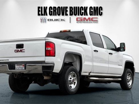 Used 2017 GMC Sierra 2500 2WD Crew Cab image 4