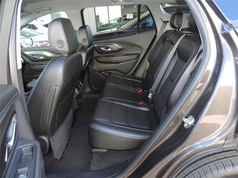 Used 2020 GMC Terrain SLT w/ Preferred Package image 18