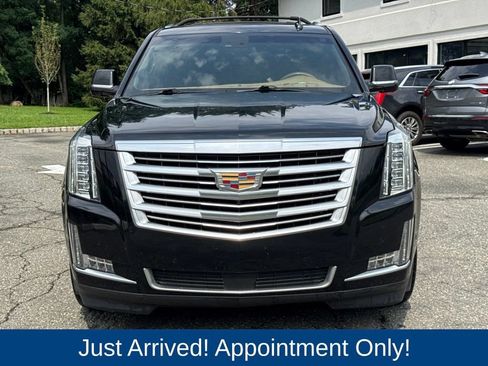 Used 2017 Cadillac Escalade Platinum AWD/4WD image 2