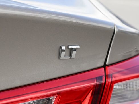Used 2024 Chevrolet Malibu LT FWD image 13