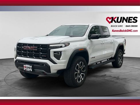 Used 2024 GMC Canyon AT4 w/ AT4 Premium Package AWD/4WD image 5