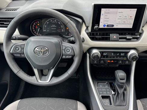 Certified 2025 Toyota RAV4 XLE w/ Convenience Package AWD/4WD image 16