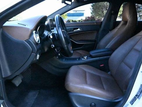 Used 2014 Mercedes-Benz CLA 250 4MATIC image 16