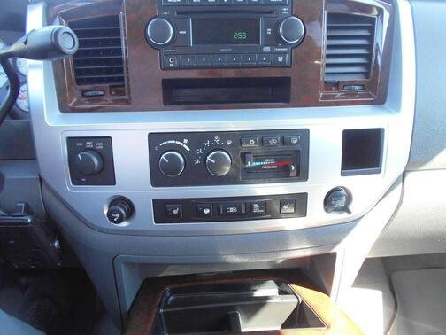 Used 2009 Dodge Ram 2500 Truck Laramie w/ Trailer Tow Group AWD/4WD image 15