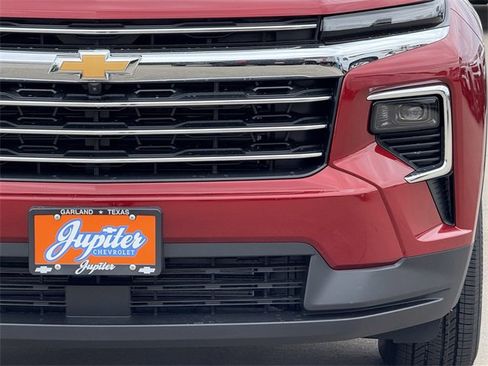 New 2026 Chevrolet Traverse LT image 8