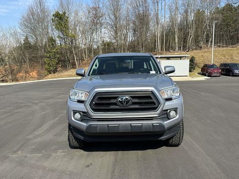 Used 2020 Toyota Tacoma SR5 image 2