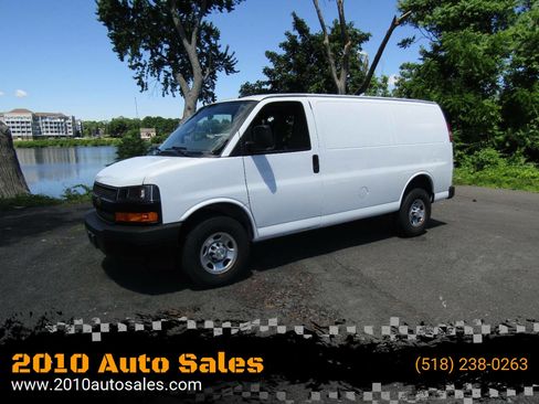Used 2021 Chevrolet Express 2500 w/ Driver Convenience Package RWD image 1