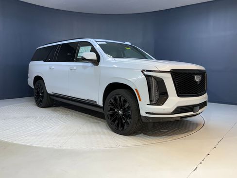 New 2026 Cadillac Escalade ESV Platinum Sport w/ LPO, ONYX Package image 7