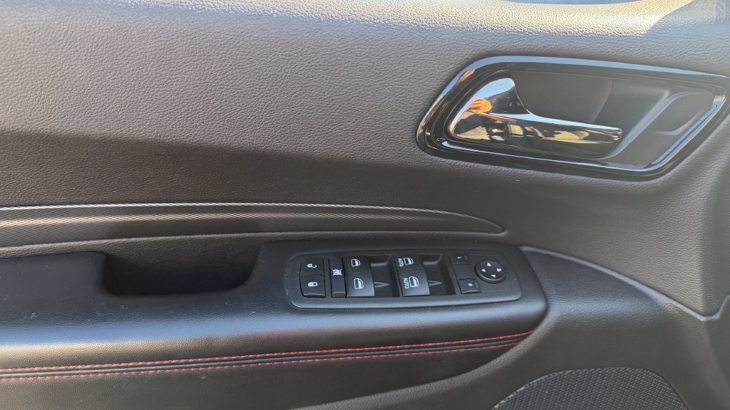 Used 2025 Dodge Durango GT RWD image 11