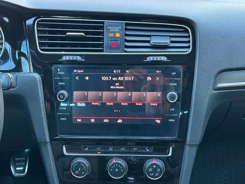 Used 2019 Volkswagen GTI SE w/ SE Experience Package image 15