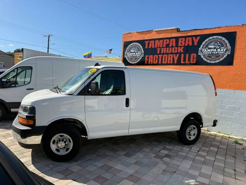 Used 2023 Chevrolet Express 2500 w/ Driver Convenience Package RWD image 2