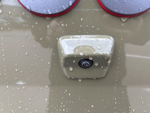 Used 2025 Jeep Gladiator Rubicon image 8