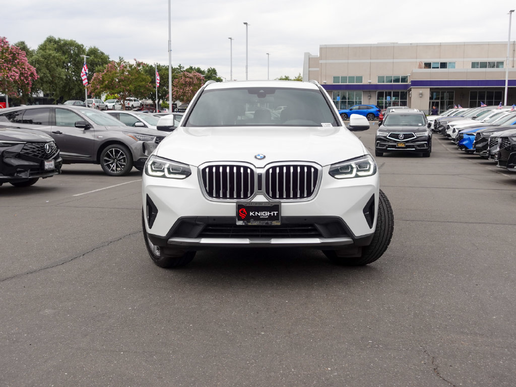 Used 2023 BMW X3 sDrive30i RWD image 2