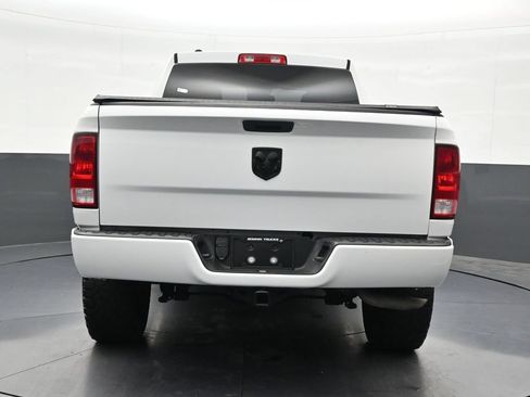 Used 2019 RAM 1500 Express w/ Express Value Package RWD image 4