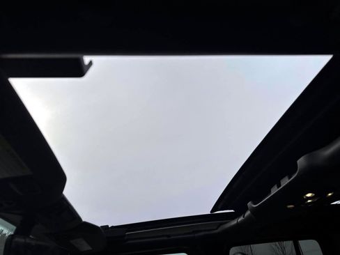 Used 2023 Jeep Wrangler Unlimited Sahara w/ Cold Weather Group image 14