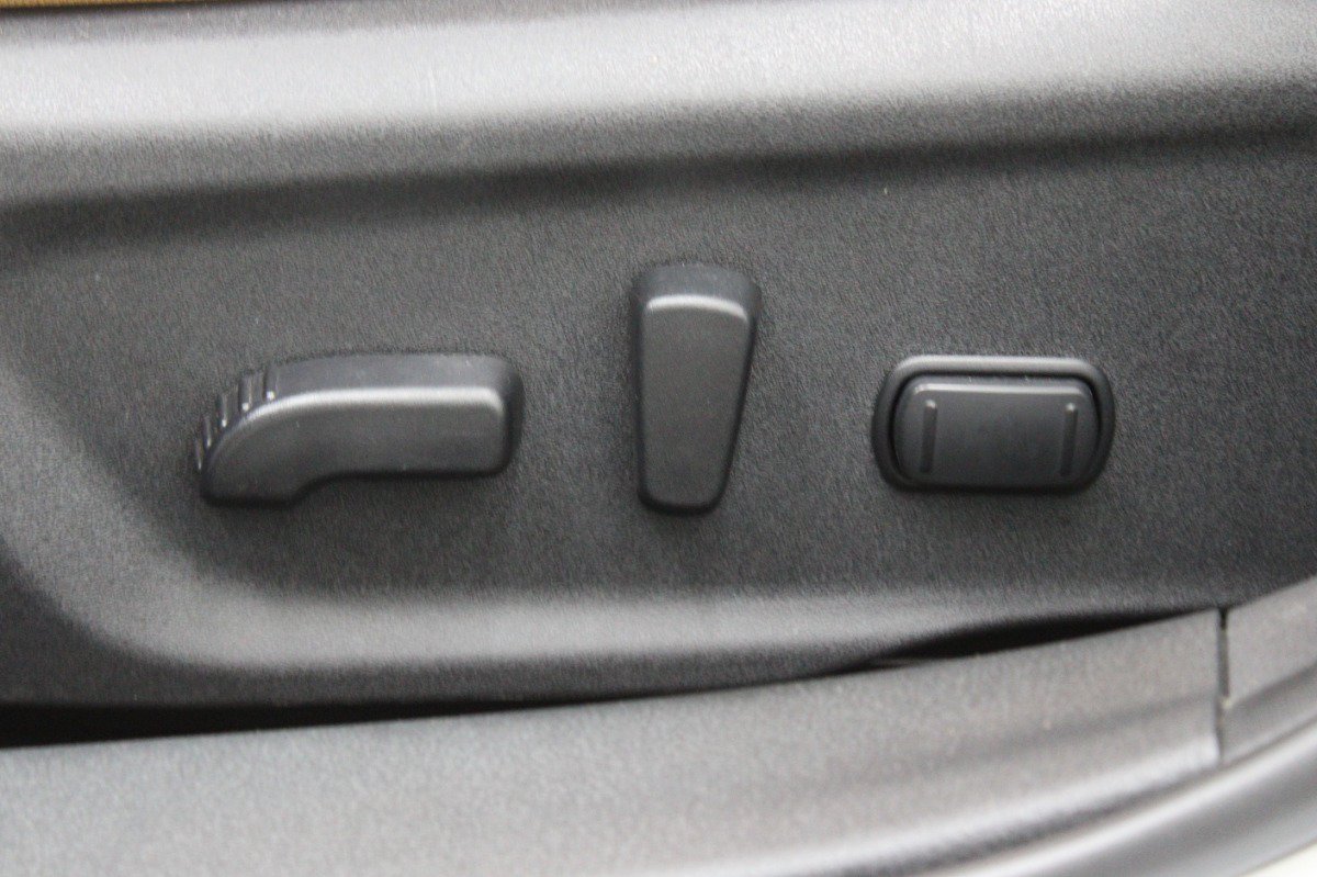 Used 2021 Nissan Sentra SV w/ SV Premium Package FWD image 18