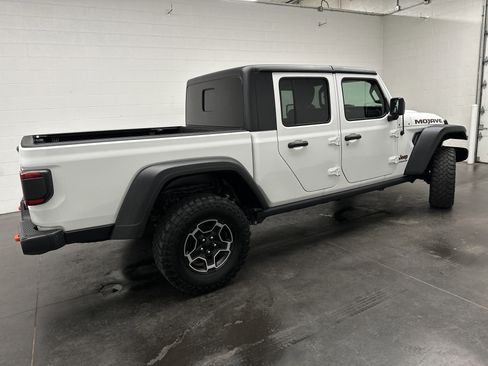 Used 2021 Jeep Gladiator Mojave AWD/4WD image 7
