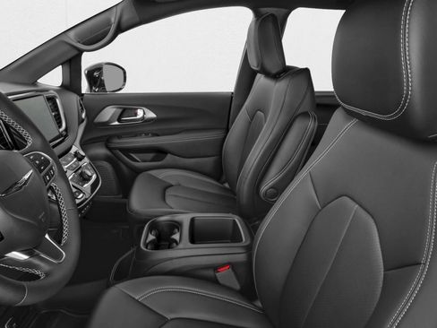 New 2026 Chrysler Voyager LX FWD image 6