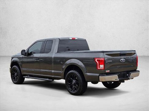 Used 2017 Ford F150 XLT image 8
