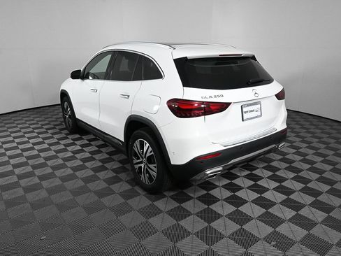 Certified 2026 Mercedes-Benz GLA 250 image 4