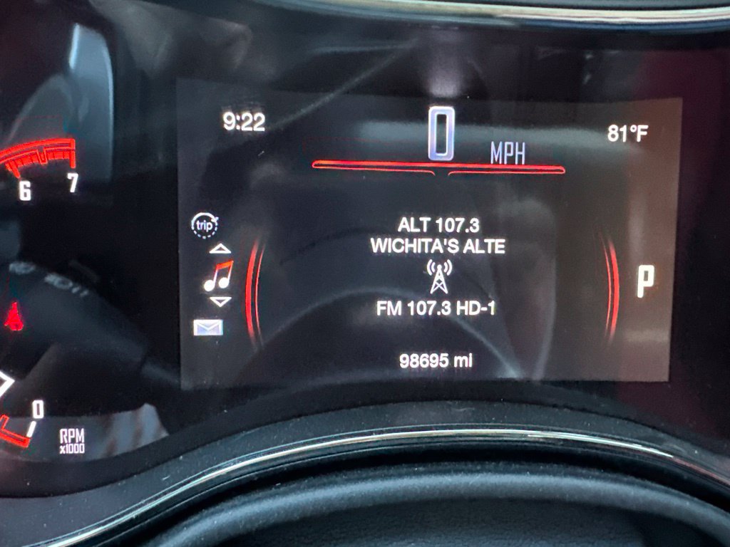 Used 2018 Dodge Durango R/T w/ Technology Group AWD/4WD image 15