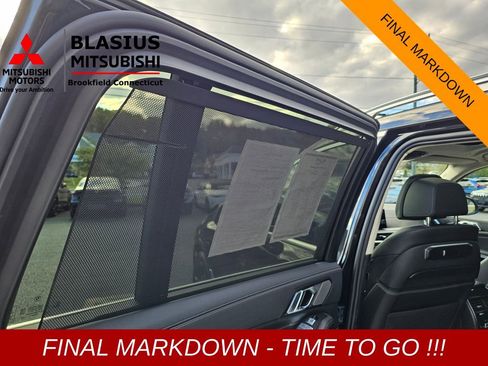 Used 2023 BMW X7 xDrive40i w/ Premium Package image 17