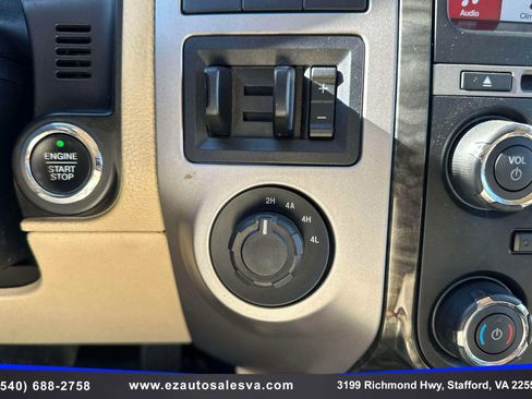 Used 2017 Ford Expedition EL Limited image 23