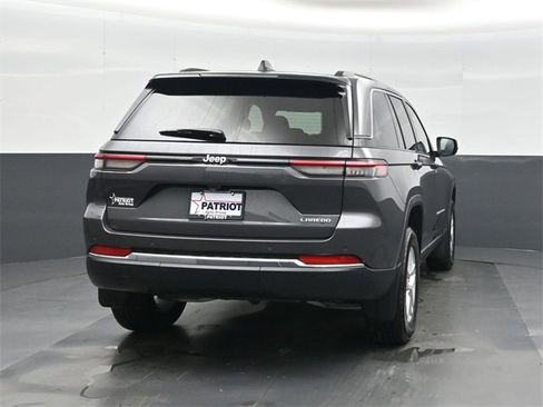 New 2025 Jeep Grand Cherokee Laredo X w/ Luxury Tech Group I image 8
