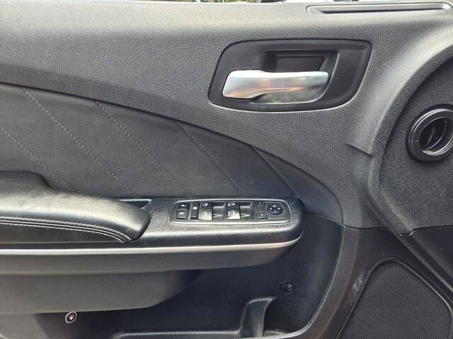Used 2019 Dodge Charger Scat Pack RWD image 14