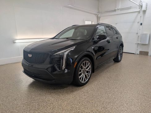 Used 2019 Cadillac XT4 Sport w/ LPO, Midnight Sport Package AWD/4WD image 2