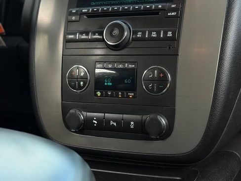 Used 2013 GMC Yukon XL SLE w/ Convenience Package AWD/4WD image 26