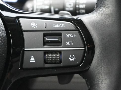 Used 2024 Honda Pilot Elite image 9