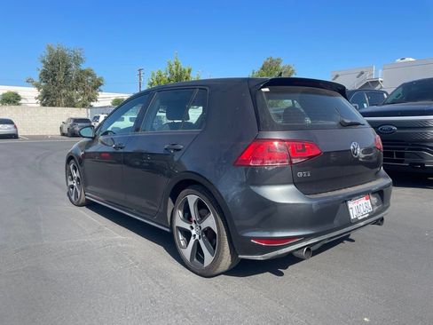 Used 2015 Volkswagen GTI SE FWD image 4