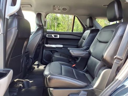 Certified 2023 Ford Explorer XLT w/ Equipment Group 202A AWD/4WD image 24
