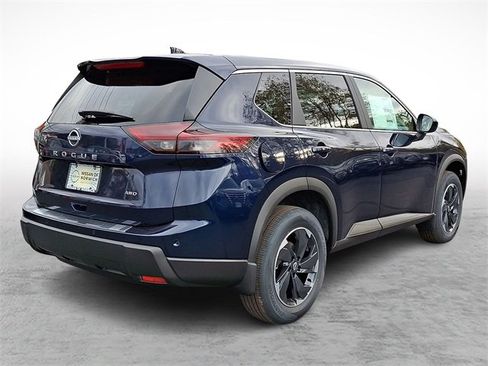 New 2026 Nissan Rogue SV image 4