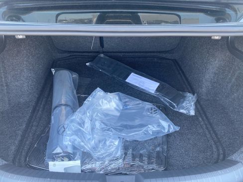 New 2025 Volkswagen Jetta SE image 31