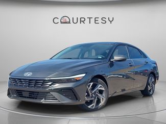 New 2026 Hyundai Elantra Limited FWD 360° Tour