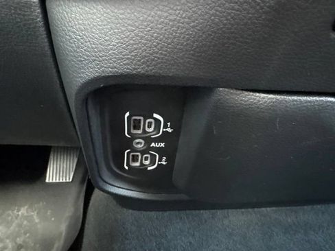 Used 2021 RAM 1500 Big Horn RWD image 11