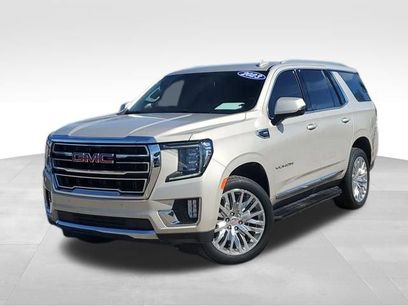 Used 2023 GMC Yukon SLT w/ SLT Luxury Package