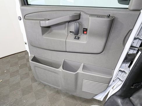 Used 2024 GMC Savana 2500 w/ Driver Convenience Package image 29