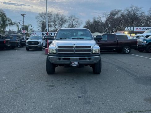 Used 2001 Dodge Ram 2500 Truck 4x4 Quad Cab image 4