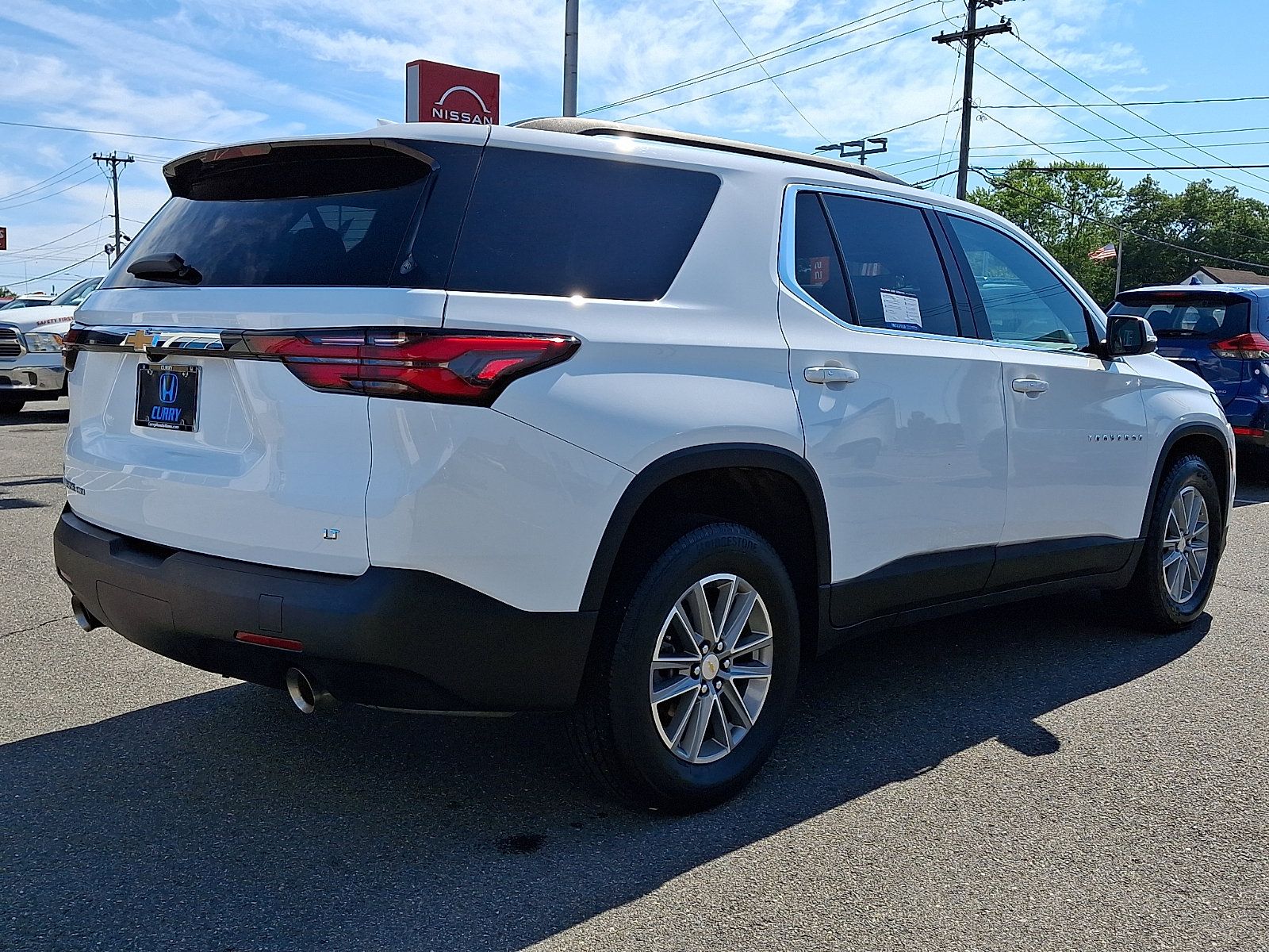Used 2023 Chevrolet Traverse LT AWD/4WD image 4