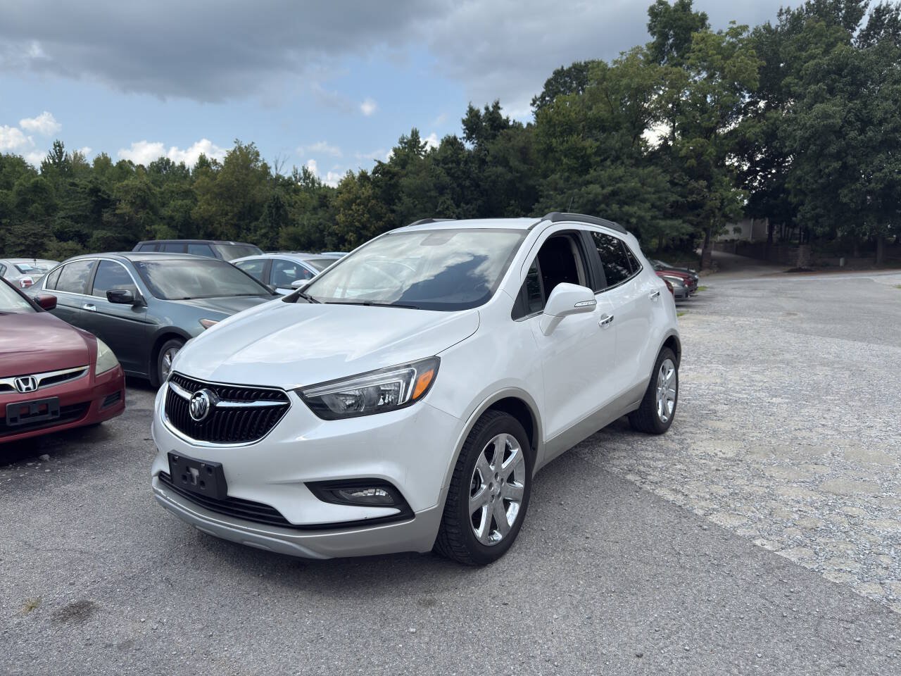Used 2017 Buick Encore Preferred w/ Experience Buick Package FWD image 2