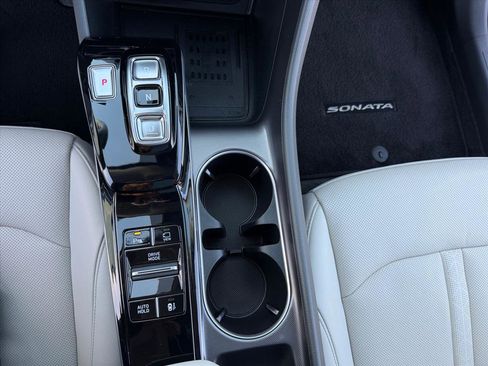 Used 2023 Hyundai Sonata Limited image 24