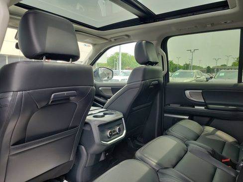 Certified 2025 Ford Expedition Max Platinum AWD/4WD image 16
