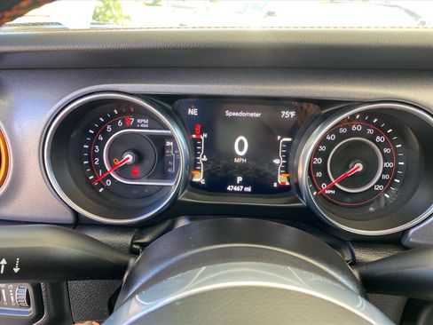 Used 2022 Jeep Gladiator Mojave w/ LED Lighting Group AWD/4WD image 21