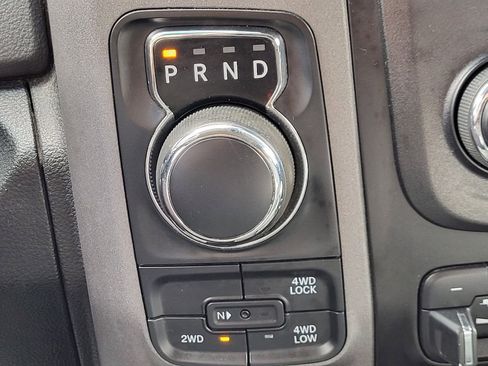 Used 2014 RAM 1500 Express AWD/4WD image 23