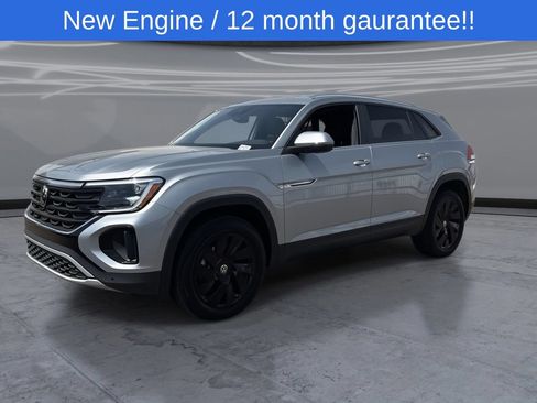 New 2026 Volkswagen Atlas Cross Sport SE FWD image 3