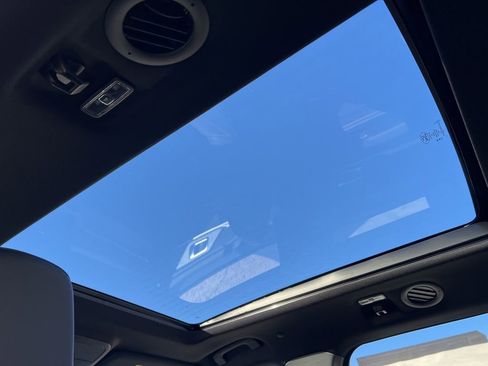 New 2026 Ford Explorer ST-Line w/ ST-Line Street Pack image 33